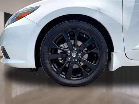 Used 2018 Nissan Altima 2.5 SR w/ SR Midnight Edition FWD image 29