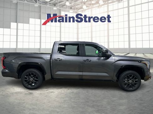 Used 2024 Toyota Tundra Platinum AWD/4WD image 6