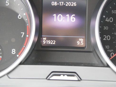 Used 2021 Volkswagen Tiguan SE R-Line AWD/4WD image 18