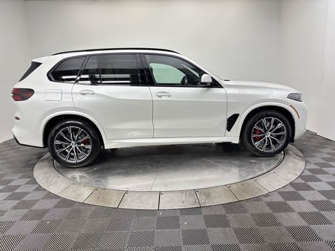 New 2026 BMW X5 xDrive40i AWD/4WD image 17