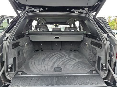 Used 2023 BMW X5 M w/ Competition Package image 12