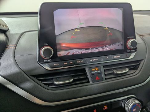 Used 2019 Nissan Altima 2.5 SR FWD image 21
