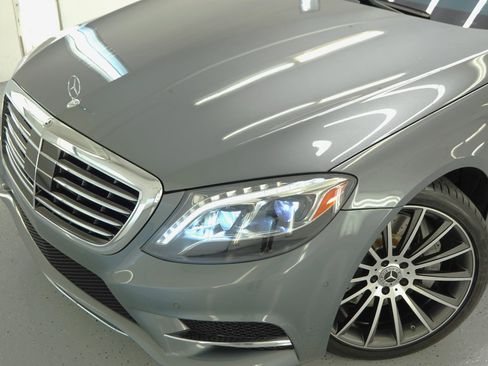 Used 2017 Mercedes-Benz S 550 Sedan w/ Sport Package w/ Sport Package image 13