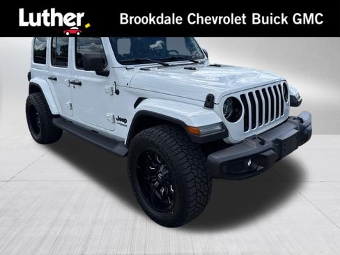 Used 2020 Jeep Wrangler Unlimited Sahara AWD/4WD image 1