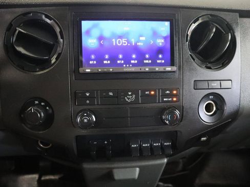 Used 2015 Ford F350 XL w/ Power Equipment Group AWD/4WD image 8