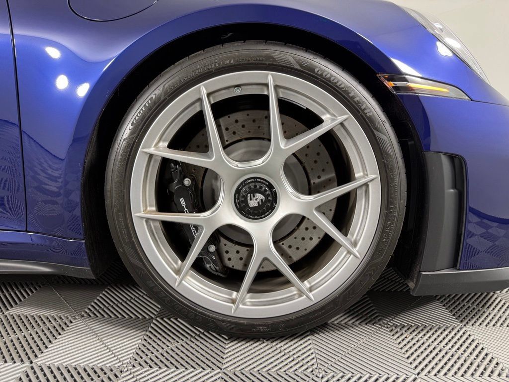 Used 2026 Porsche 911 GT3 RWD image 19