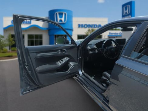 Used 2022 Honda Civic Sport image 13
