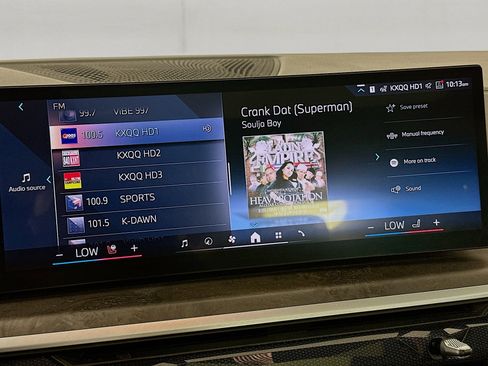 Used 2024 BMW X5 sDrive40i w/ Premium Package image 21