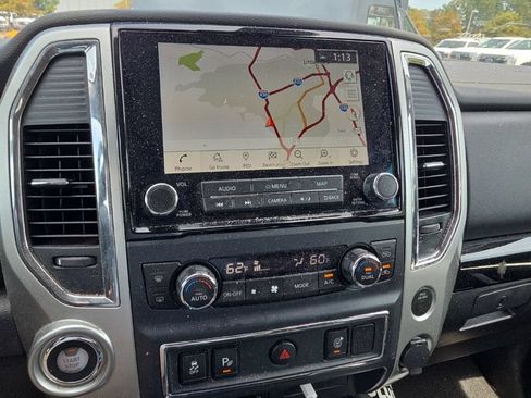 Used 2021 Nissan Titan SV w/ SV Convenience Package RWD image 19