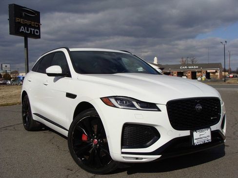Used 2021 Jaguar F-PACE R-Dynamic S image 1