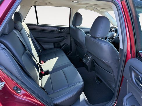 Used 2019 Subaru Outback 2.5i Limited image 18