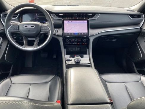 Used 2024 Jeep Grand Cherokee Limited 4xe image 6