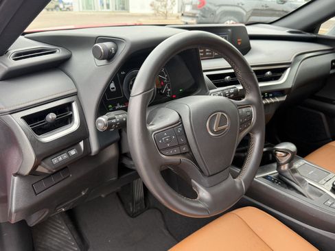 Used 2022 Lexus UX 250h w/ Accessory Package (Z2) image 35