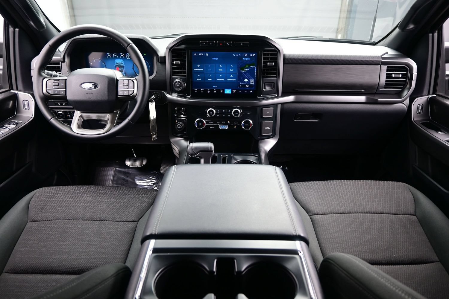 Used 2024 Ford F150 XLT w/ FX4 Off-Road Package AWD/4WD image 17