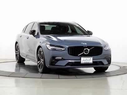 Used 2022 Volvo S90 B6 R-Design