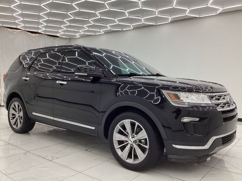 Used 2018 Ford Explorer Limited FWD image 7