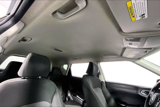 Used 2020 Kia Soul S FWD image 23