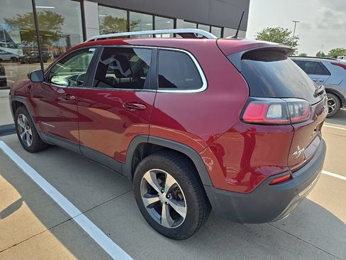 Used 2019 Jeep Cherokee Limited AWD/4WD image 5