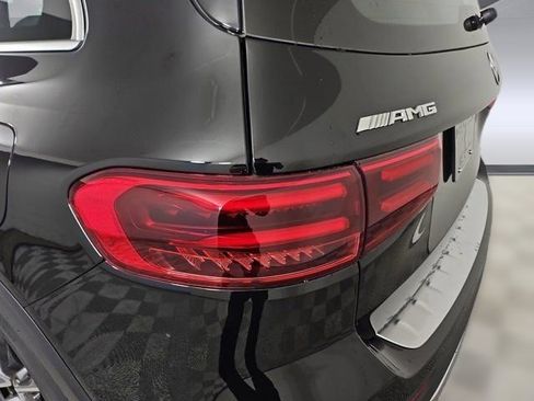 New 2025 Mercedes-Benz GLB 35 AMG 4MATIC image 11