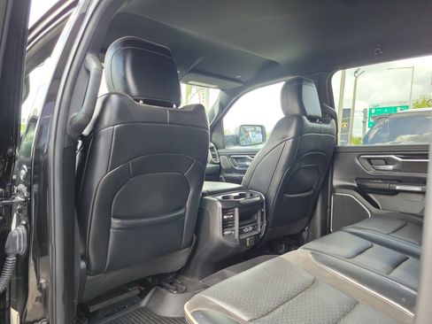 Used 2021 RAM 1500 Laramie RWD image 15