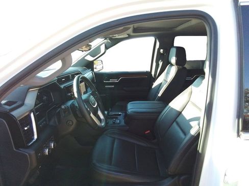 Used 2024 GMC Sierra 1500 Denali w/ Denali Reserve Package image 9