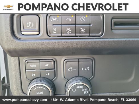 Used 2023 Chevrolet Tahoe Z71 w/ Luxury Package image 22