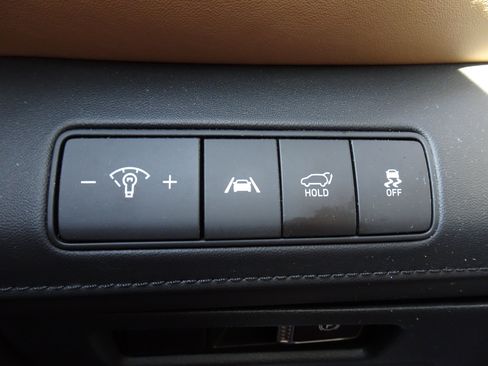 Used 2023 Hyundai Santa Fe Calligraphy AWD/4WD image 29