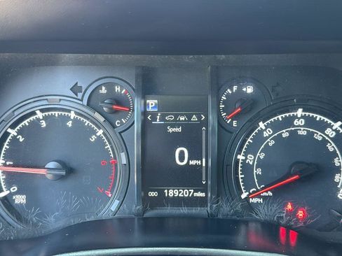 Used 2020 Toyota 4Runner SR5 image 13