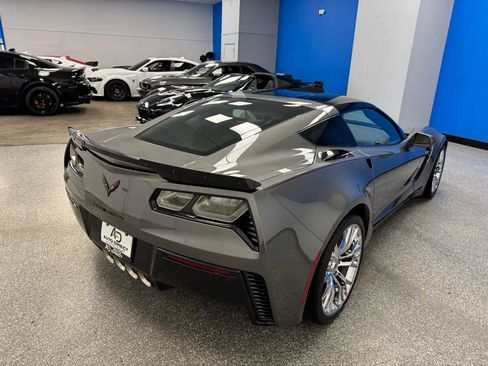 Used 2015 Chevrolet Corvette Z06 w/ 2LZ Preferred Equipment Group RWD image 36