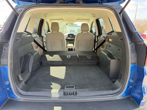 Used 2019 Ford Escape SE image 14