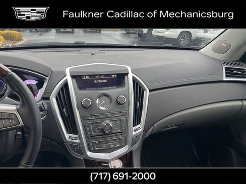 Used 2011 Cadillac SRX Luxury image 21