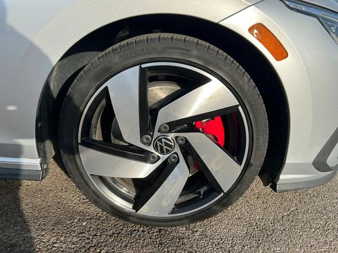 Used 2022 Volkswagen GTI S FWD image 10