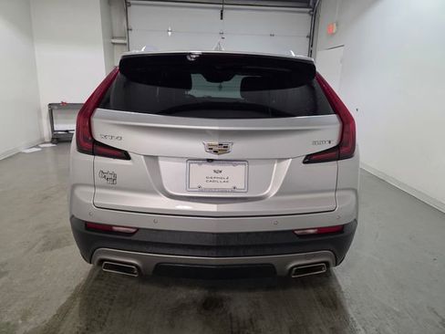 Used 2021 Cadillac XT4 Premium Luxury image 5