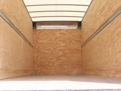 Used 2023 Chevrolet Low Cab Forward 5500XD image 19