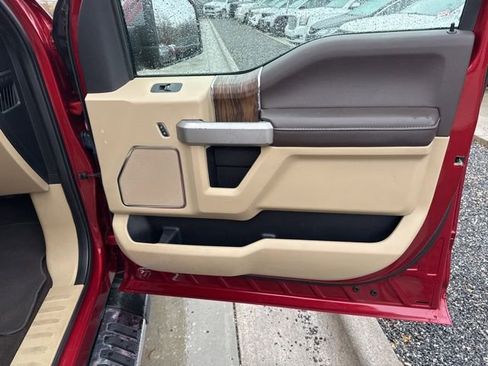 Used 2019 Ford F150 Lariat image 36