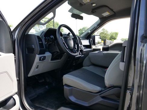 Used 2015 Ford F150 XL w/ Equipment Group 101A Mid RWD image 18