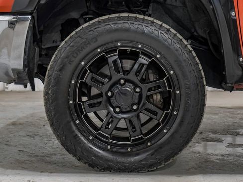 Used 2017 Toyota Tundra SR5 image 59