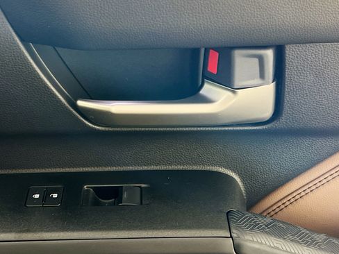 New 2026 Toyota 4Runner Limited image 32