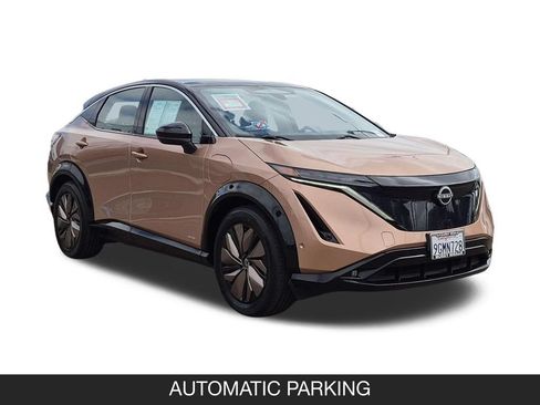 Used 2023 Nissan Ariya FWD image 2