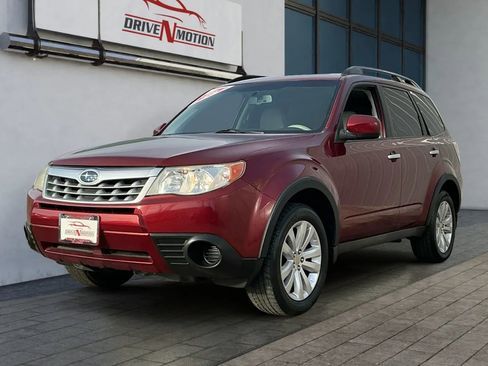 Used 2012 Subaru Forester 2.5X Premium w/ Popular Pkg 3 image 6