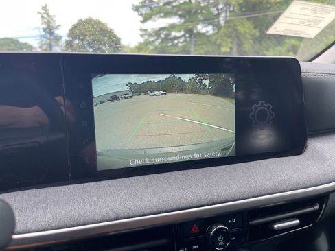 New 2026 Nissan Kicks SV w/ Interior Electronics Package image 9