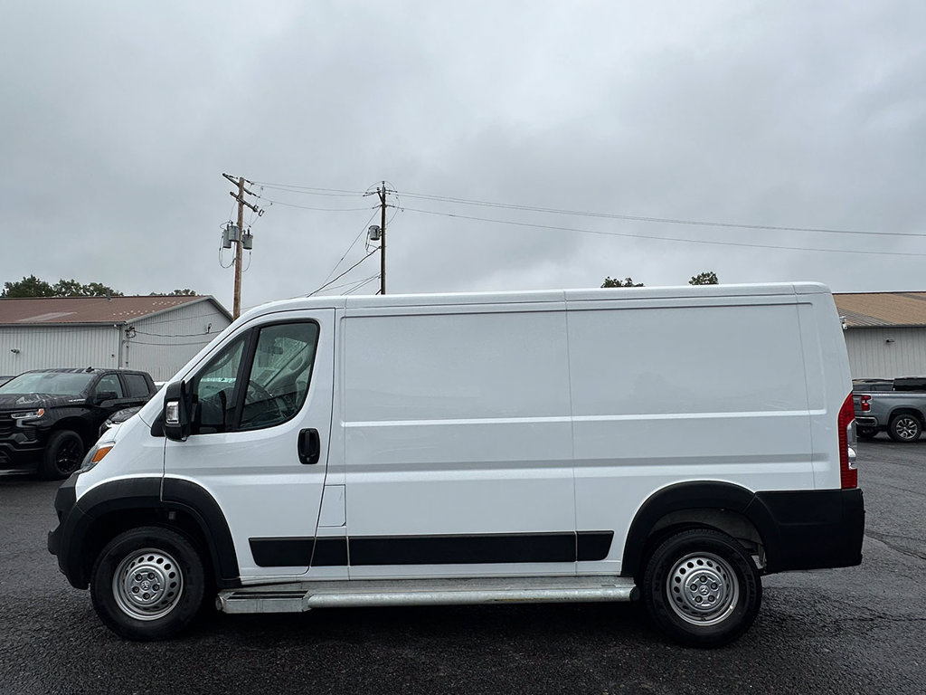 Used 2025 RAM ProMaster 2500 w/ U-Haul Equipment Group FWD image 14