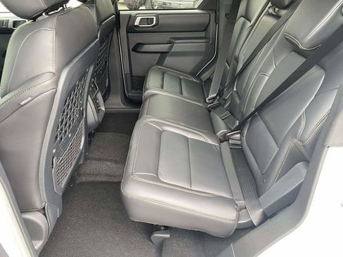 New 2026 Ford Bronco Badlands AWD/4WD image 11