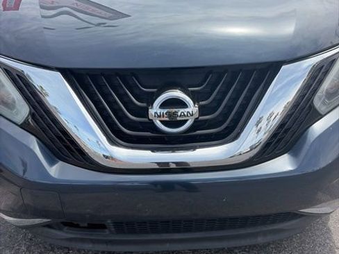 Used 2018 Nissan Murano S w/ Cargo Package FWD image 9