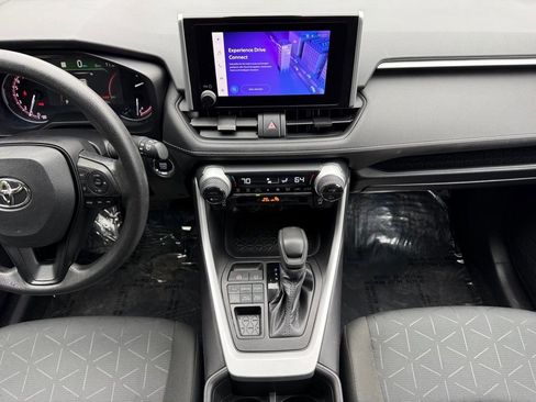 Used 2024 Toyota RAV4 XLE image 21