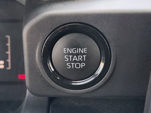 Used 2024 Toyota Tacoma SR RWD image 20