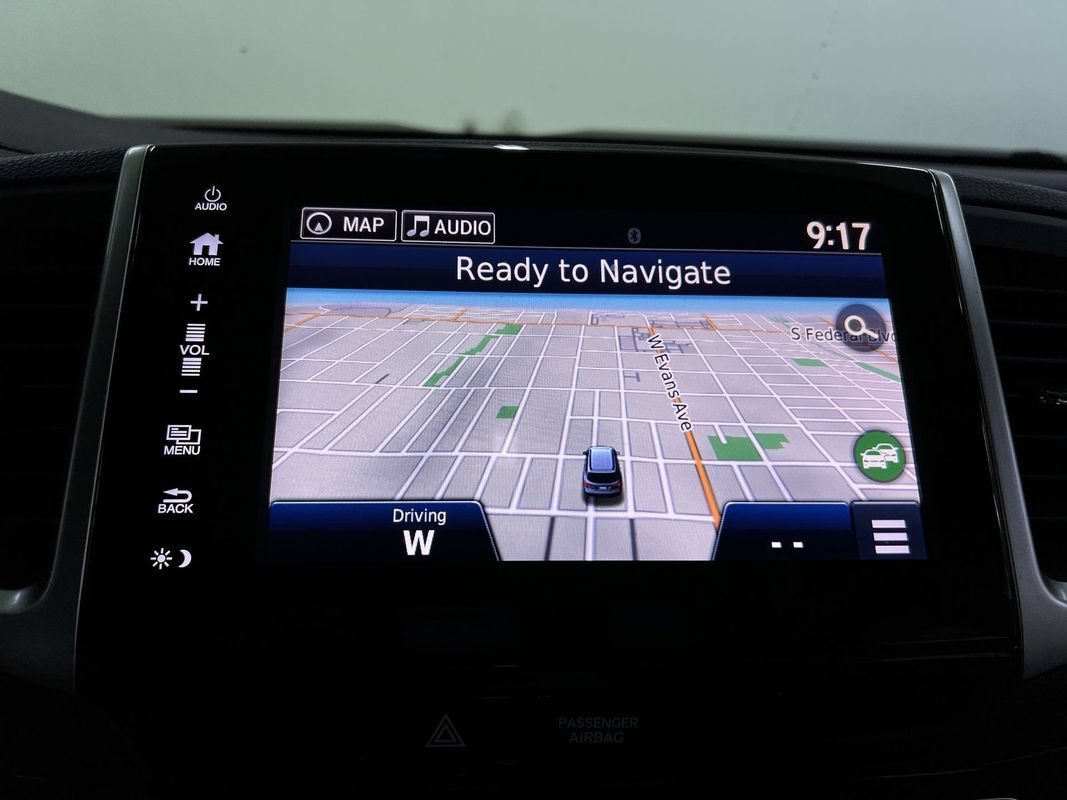 Used 2017 Honda Pilot Touring image 23