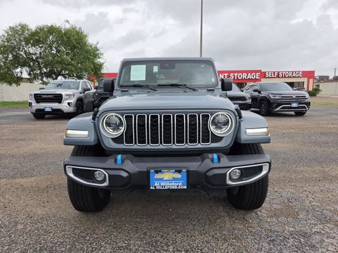 Used 2024 Jeep Wrangler Unlimited Sahara AWD/4WD image 8