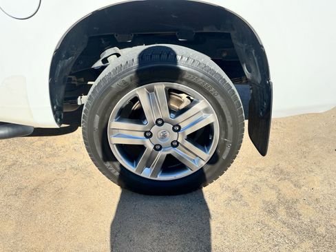 Used 2008 Toyota Tundra Limited image 9