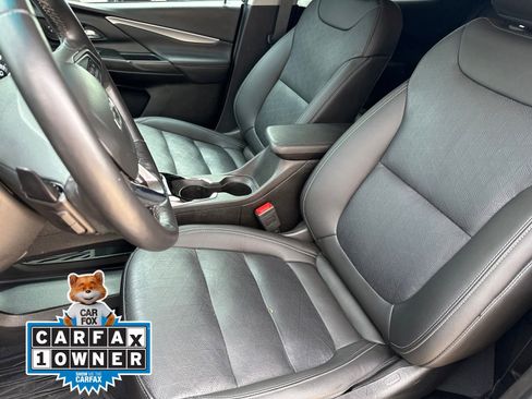 Used 2023 Chevrolet Bolt LT w/ Infotainment Package FWD image 10